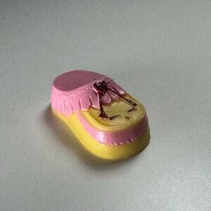 Shopkins Figurine Molly Moccasin Ultra Rare Pink Cream Season 3 #3-038 Footwear